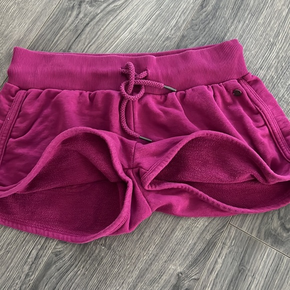 Roxy purple shorts - Picture 3 of 7